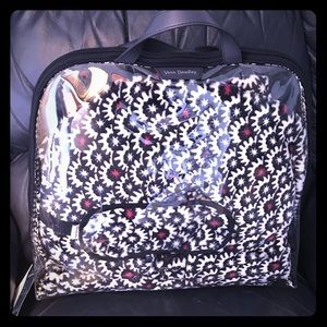 Vera Bradley Travel Gift Set- NEW